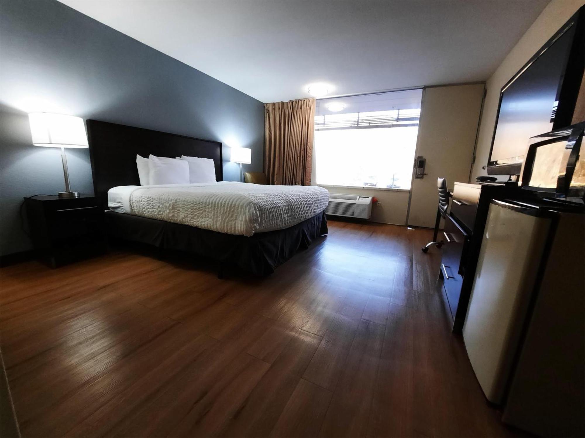 Americas Best Value Inn โมลีน ภายนอก รูปภาพ